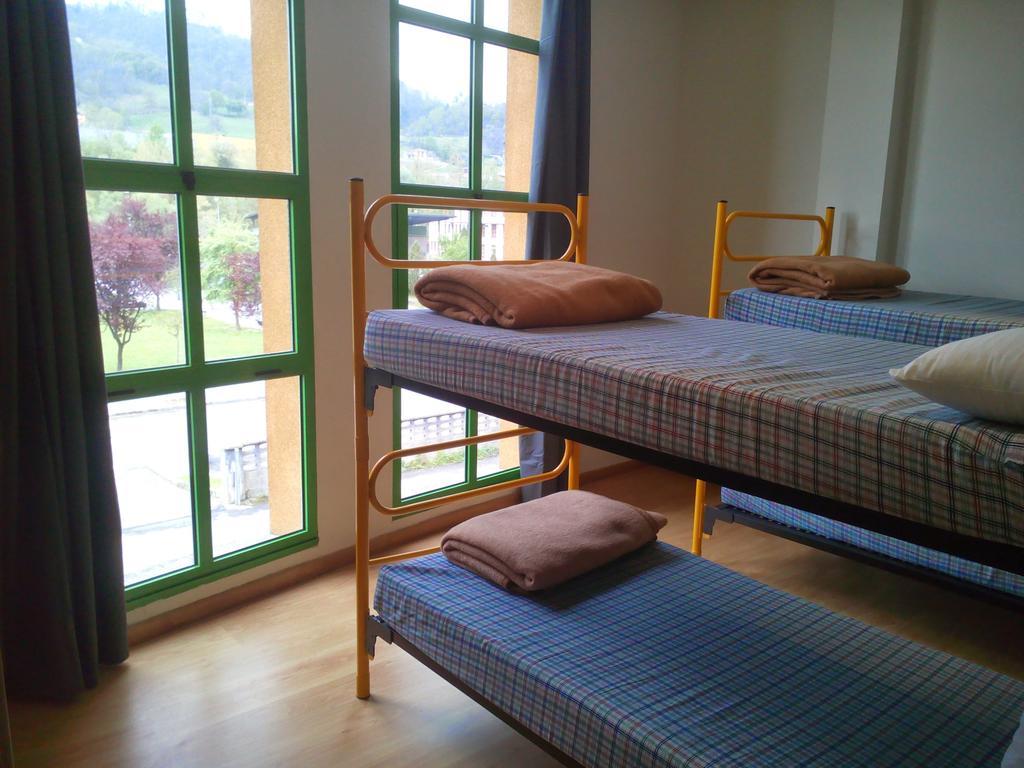 Albergue El Floran Blimea Exteriör bild