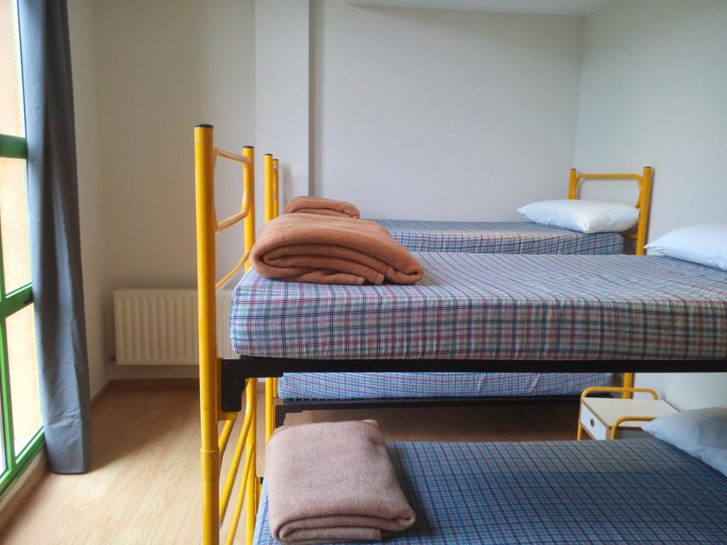 Albergue El Floran Blimea Exteriör bild